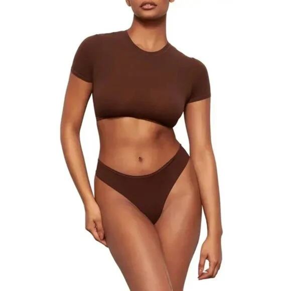 SKIMS Tops - SKIMS Fits Everybody Super Cropped T-Shirt Cocoa Stretch Pullover Lounge 4X NEW